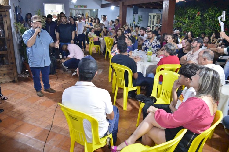 Bela, Marcelo Barros e amigos recebem Carlos Bernardo em Dourados